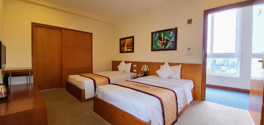 Queen Hotel