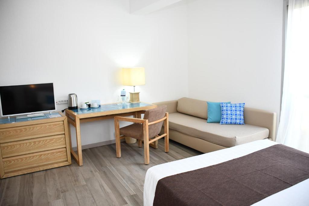 Hotel Baia Di Conte photo 13