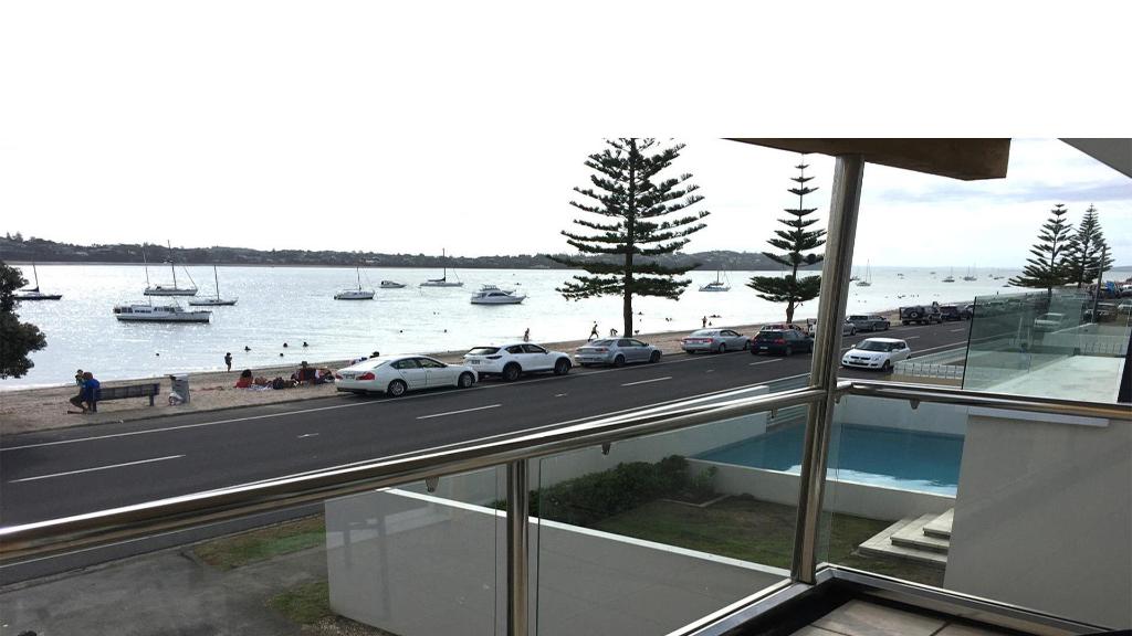 Bucklands Beach Waterfront Motel  Resort