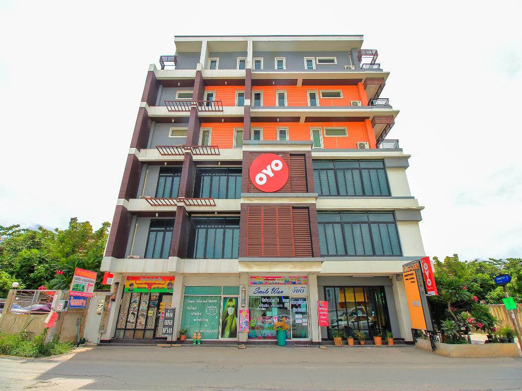 Hotel OYO 117 King One Suvarnabhumi Hotel, Thailand, Bangkok. Großes 1