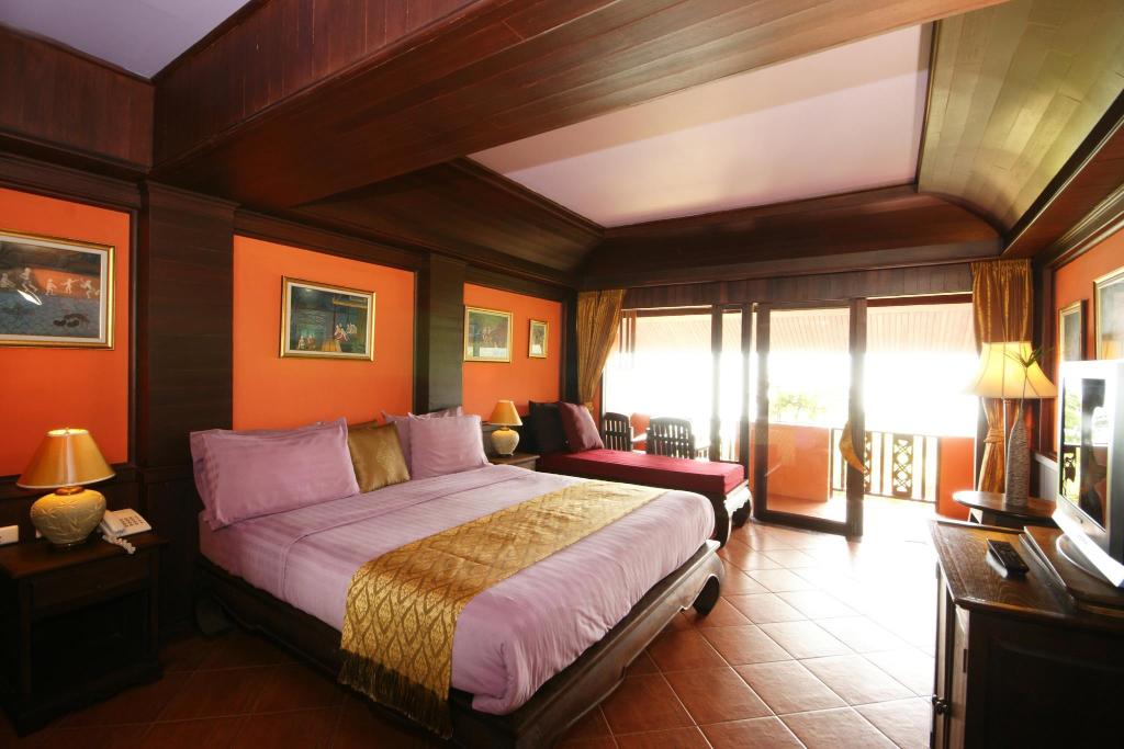 Sea Breeze Resort