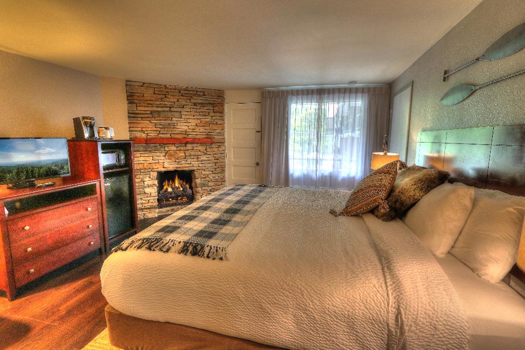 River Edge Inn