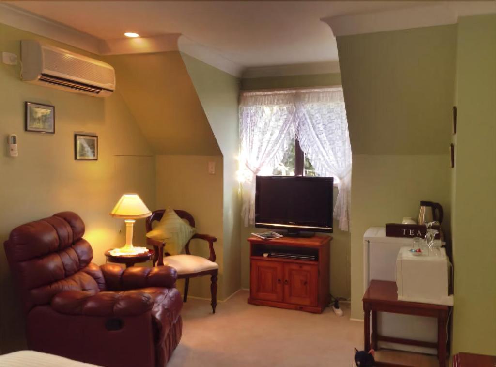 Curtis Cottage
