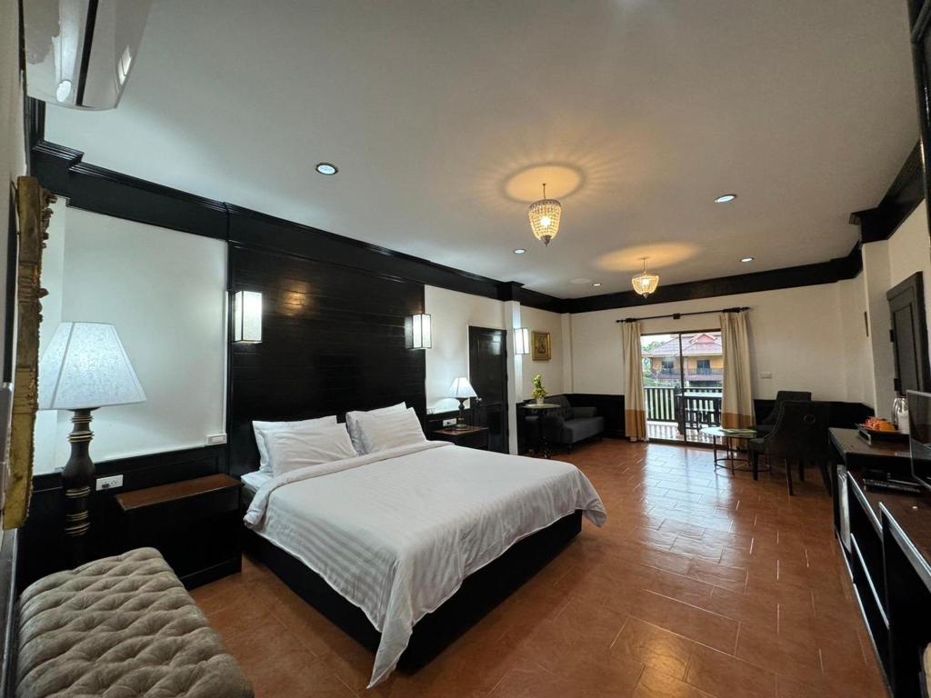 hotel-thumb