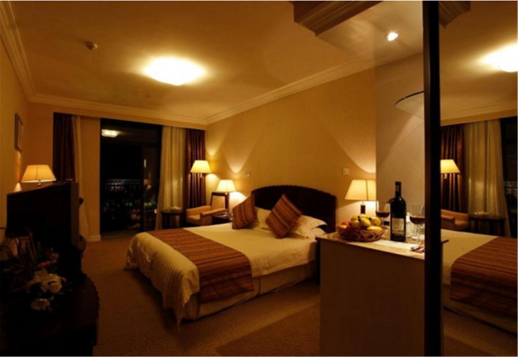 Blue Palace Hotel
