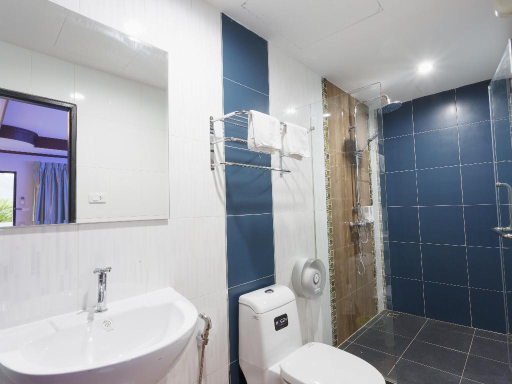Blue Carina Inn Hotel (SHA Plus+)