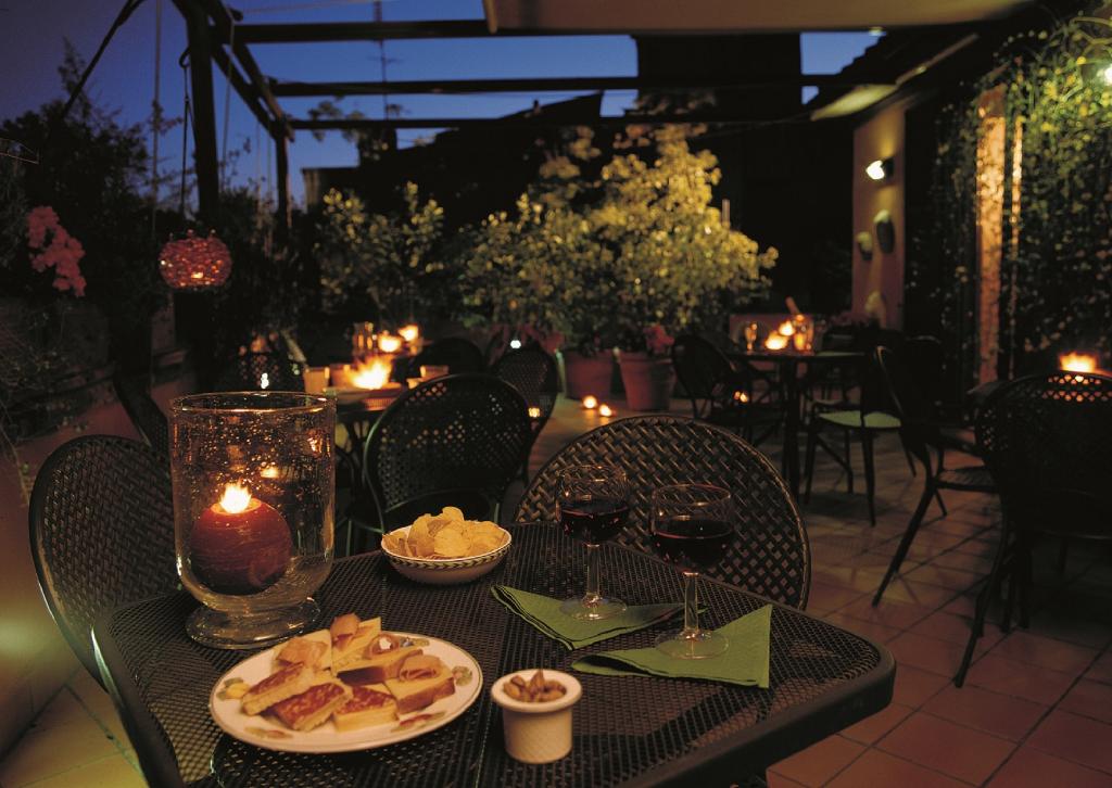 Hotel Columbia, Italien, Rom. Großes 22