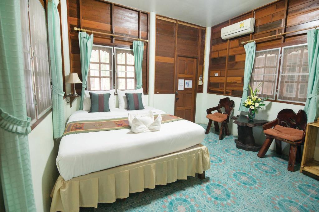 Pong Phen Guesthouse