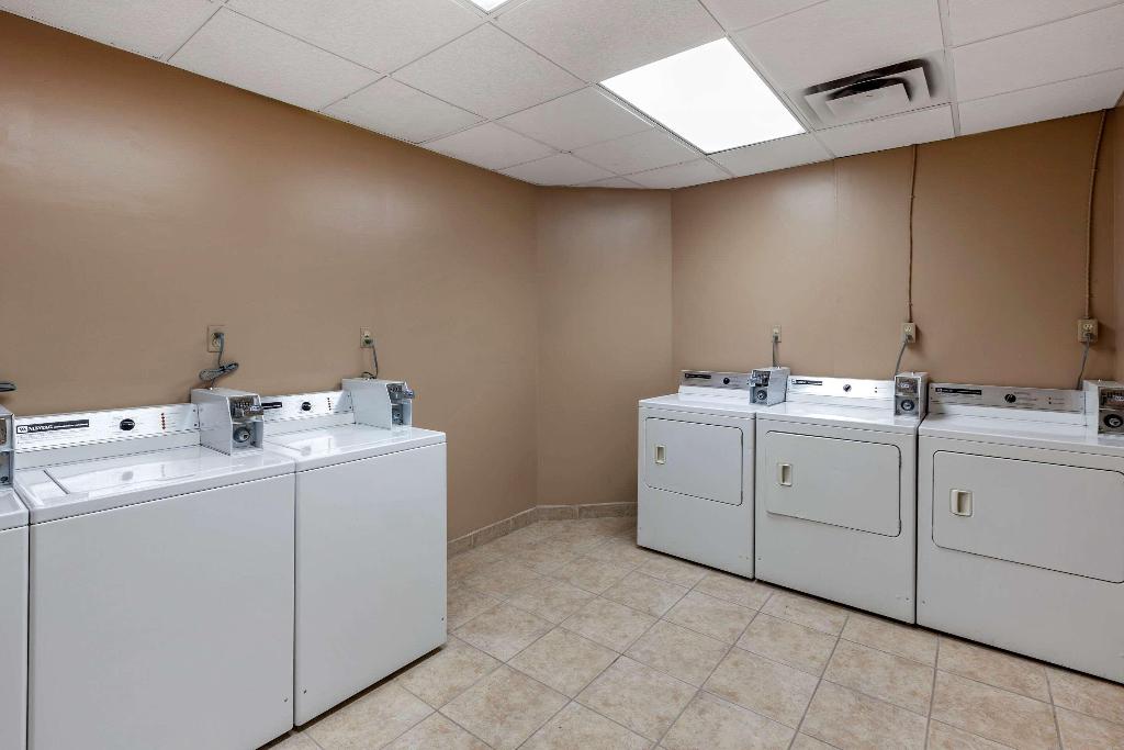 Quality Inn & Conference Centre Midland