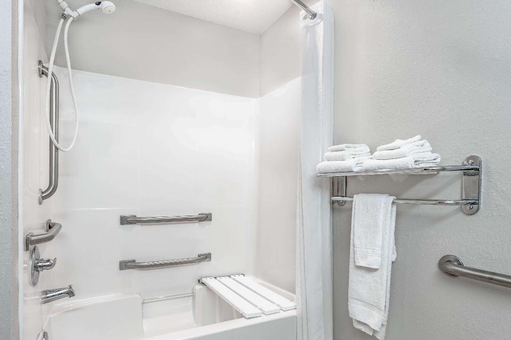 Microtel Inn & Suites By Wyndham Bremen
