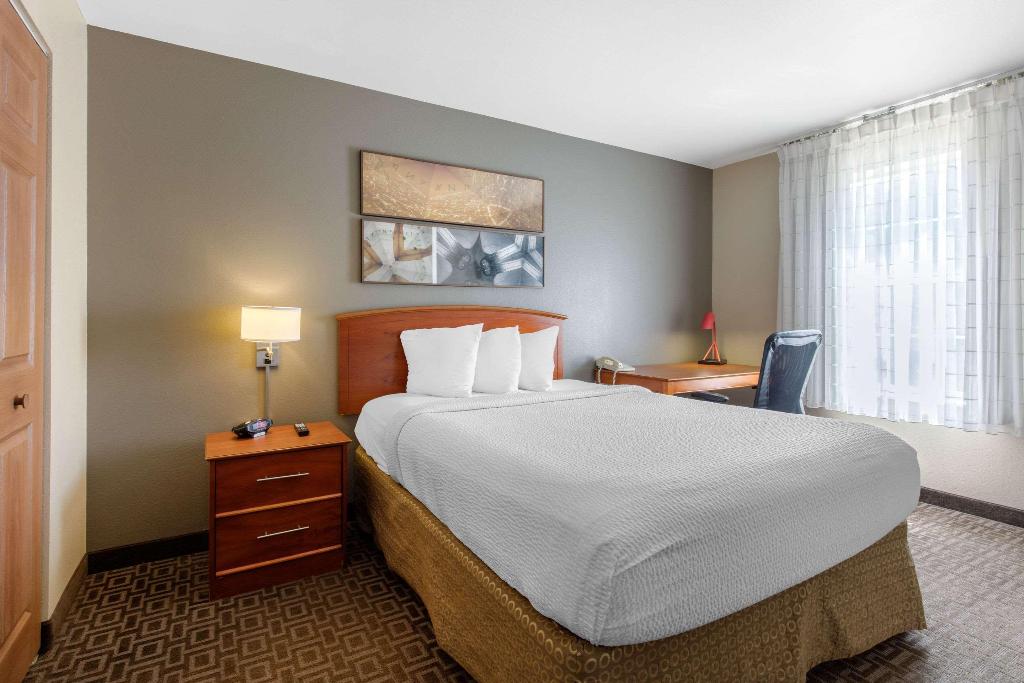 Suburban Extended Stay Hotel Birmingham