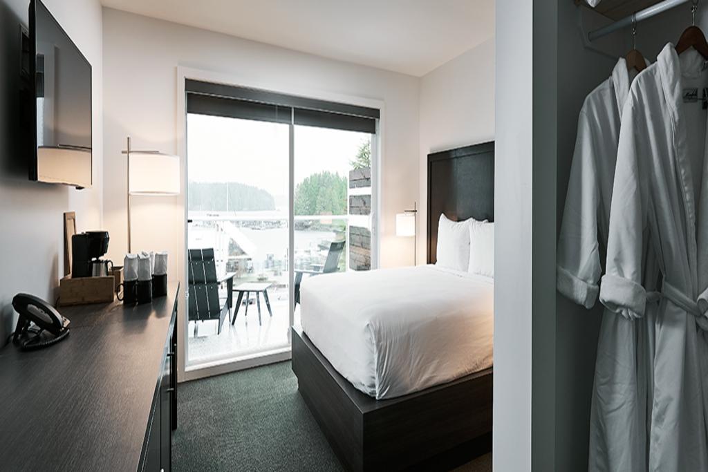 hotel-thumb