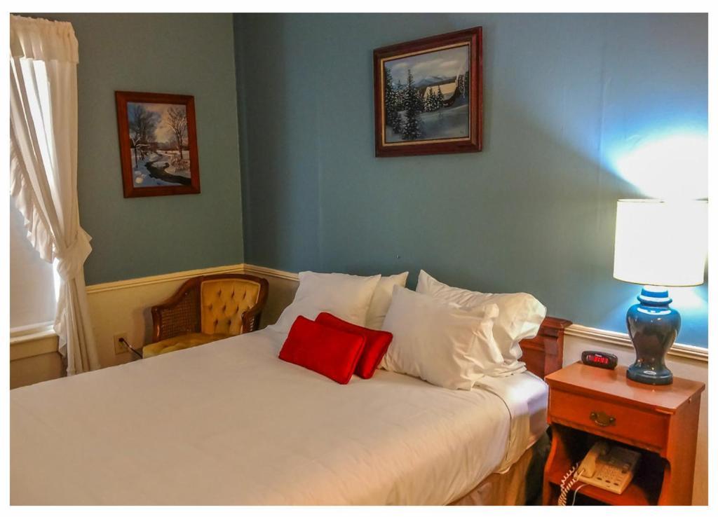 Thayers Inn