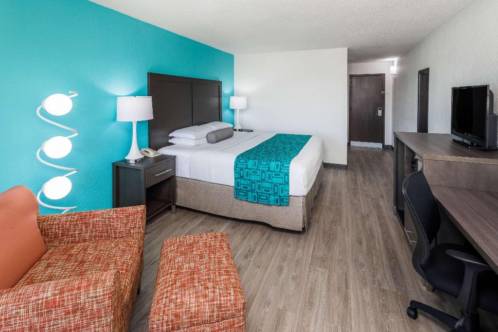 Howard Johnson by Wyndham Beaufort/Parris Island