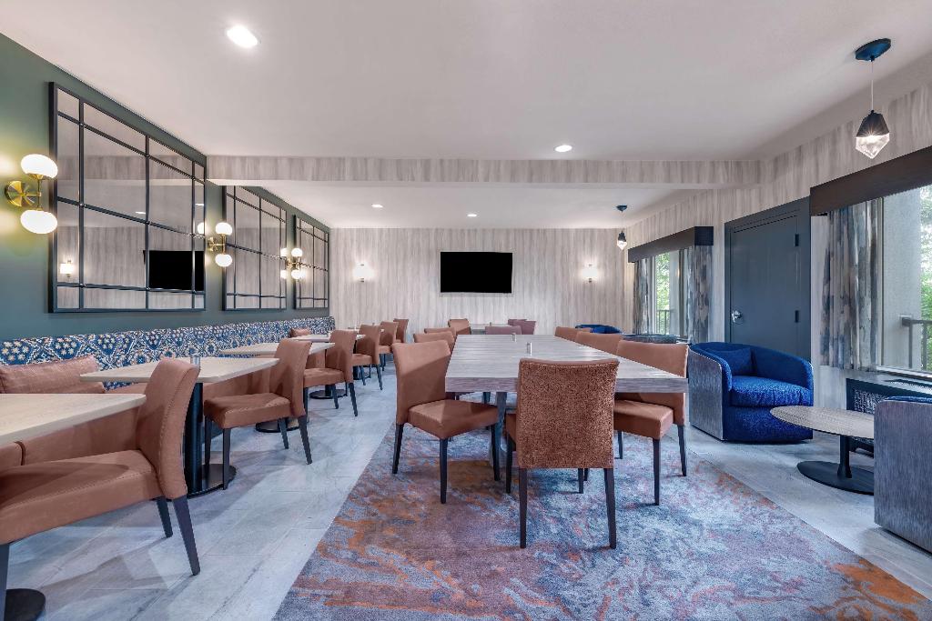 The Newberry Hotel Bend Tapestry Collection Hilton