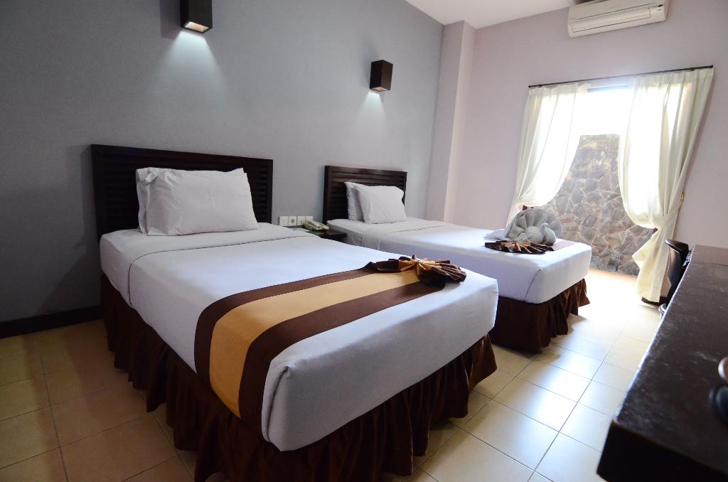 Hotel Grand Santhi