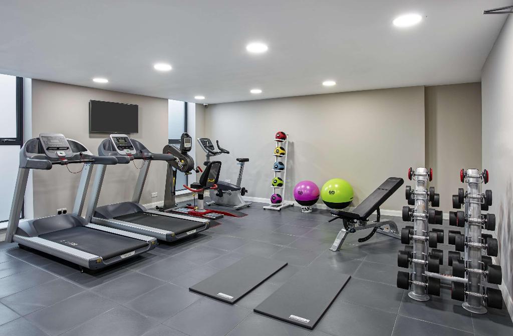 Hampton by Hilton Bristol City Centre - Sports and Entertainment