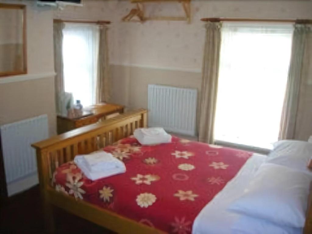 Wellington Hotel - Guest House