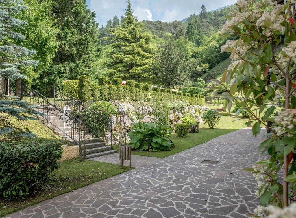 Good Life Hotel Garden