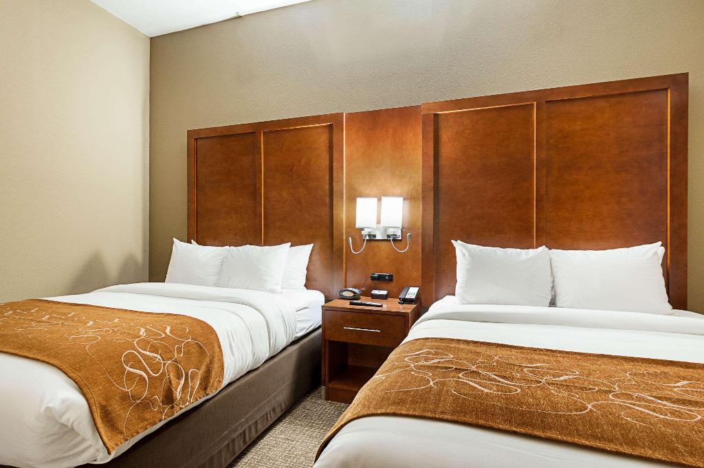 Comfort Suites Batesville