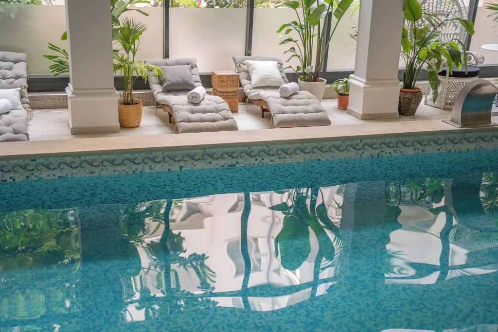 Hotel Queen's Court Hotel and Residence, Ungarn, Budapest. Großes 78