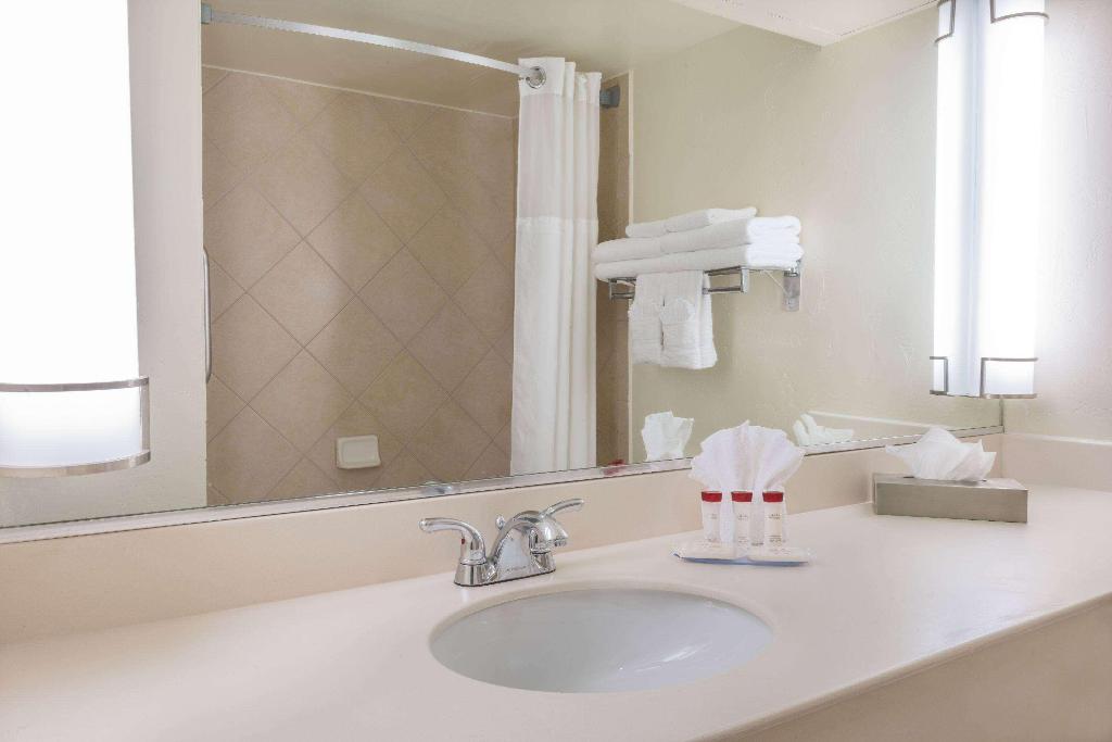 Ramada Conference Center by Wyndham Las Cruces