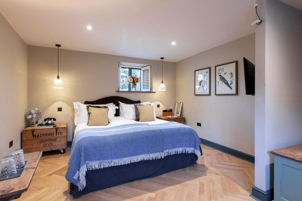 The Wheatsheaf Inn