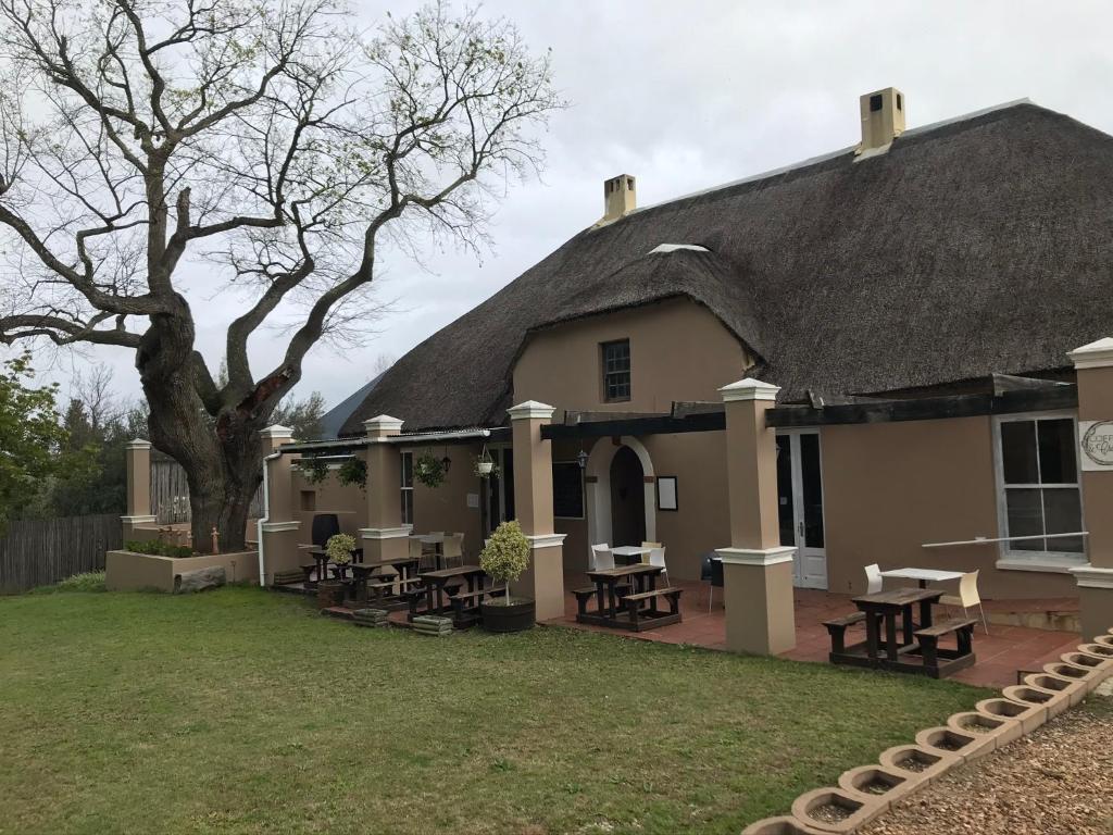 Manley Wine Lodge - General view