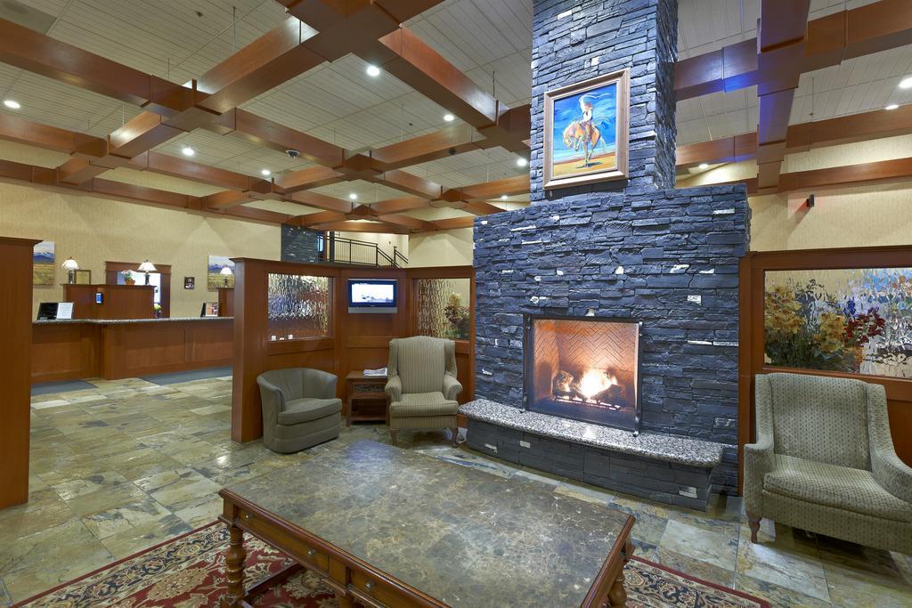 Deerfoot Inn & Casino