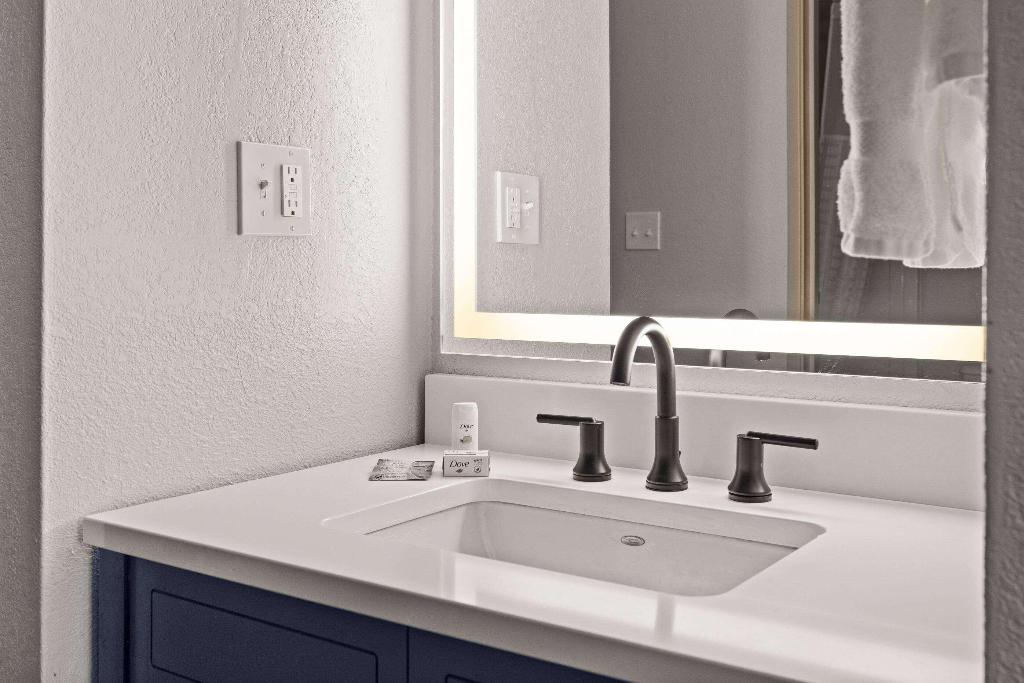 AmericInn by Wyndham Casper Event Center Area