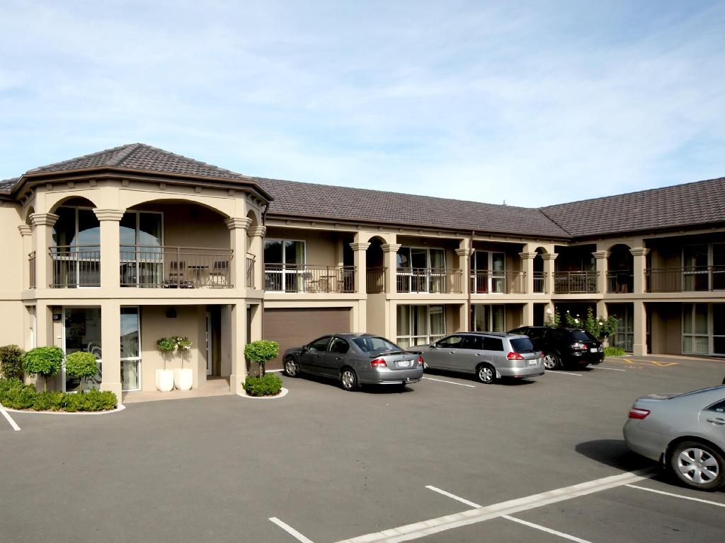Salerno Motel Apartments