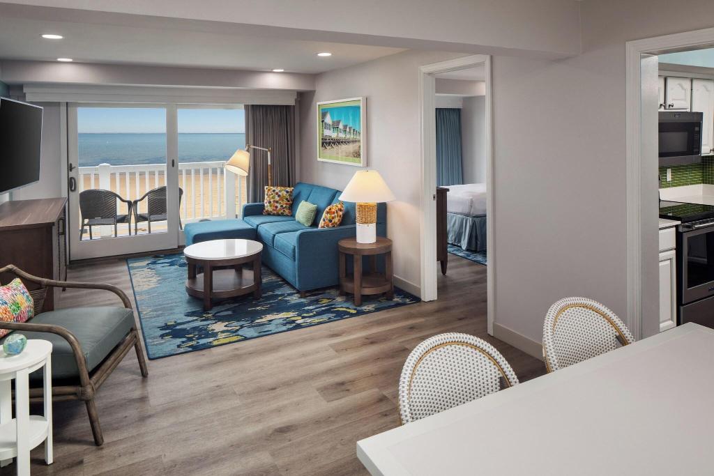 Surfside Hotel & Suites