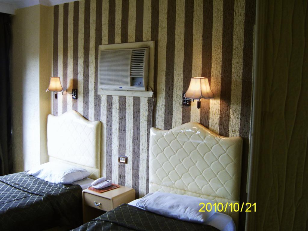 Oasis Heliopolis