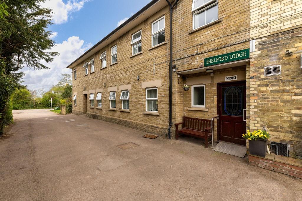 Shelford Lodge - General view