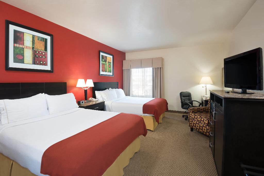 Holiday Inn Express & Suites Casa Grande By IHG