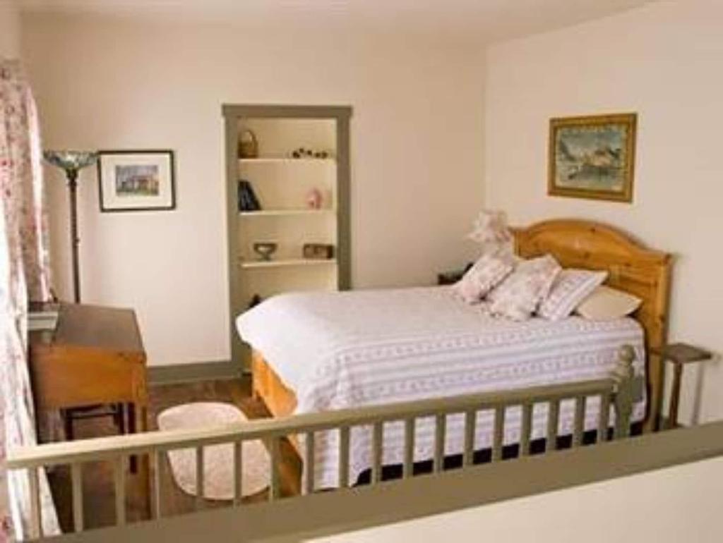 Lafayette Inn