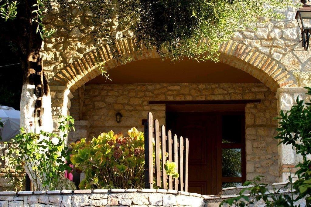 Enetiko Resort Hotel