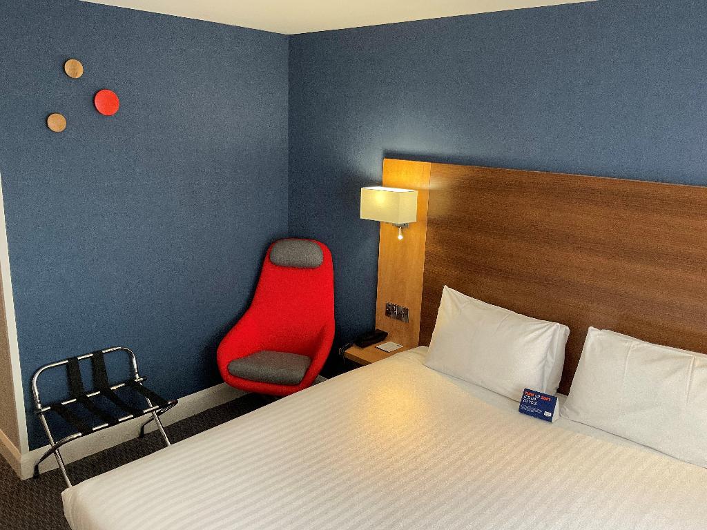 Holiday Inn Express Nuneaton