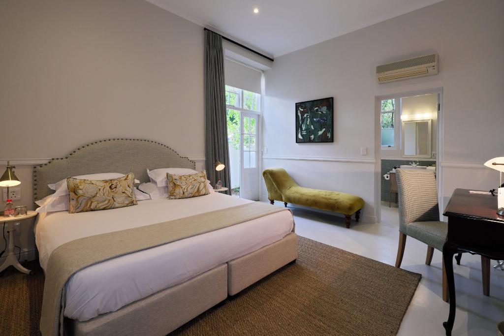 Chapter House Boutique Hotel