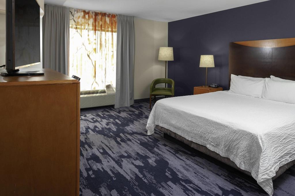 Fairfield Inn & Suites Charlotte Matthews