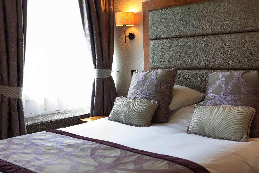 The George Hotel