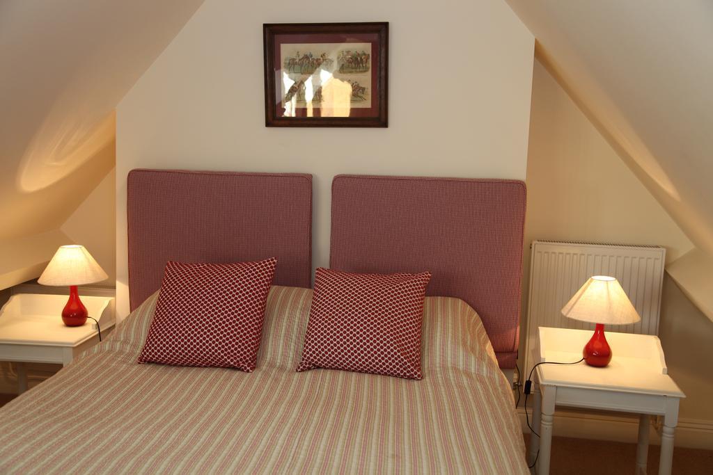 The Fox Inn - General view