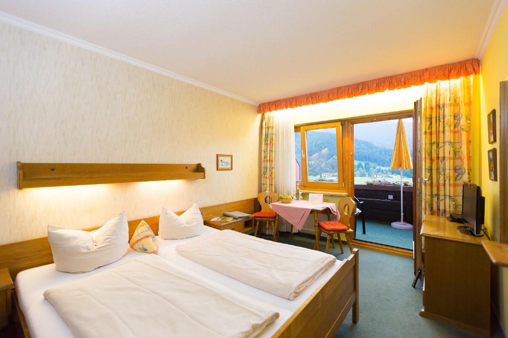 hotel-thumb