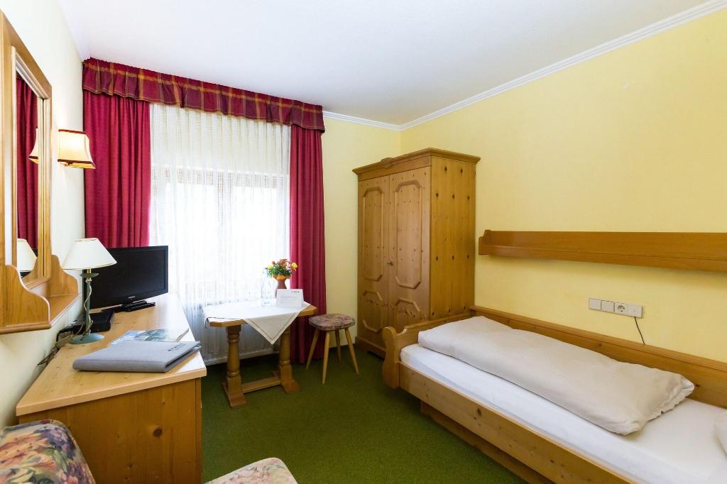 hotel-thumb