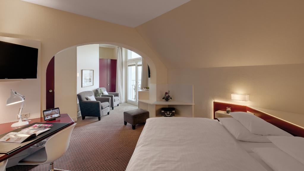 hotel-thumb