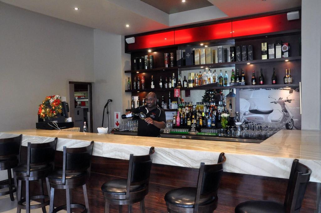 Coco De Mer Boutique Hotel - Restaurant