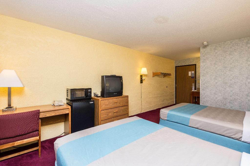 Motel 6 Cedar Rapids, IA - Airport