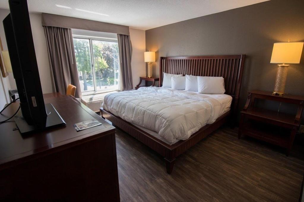Baymont Inn & Suites by Wyndham Columbus near OSU