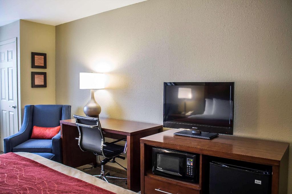 Comfort Inn River's Edge