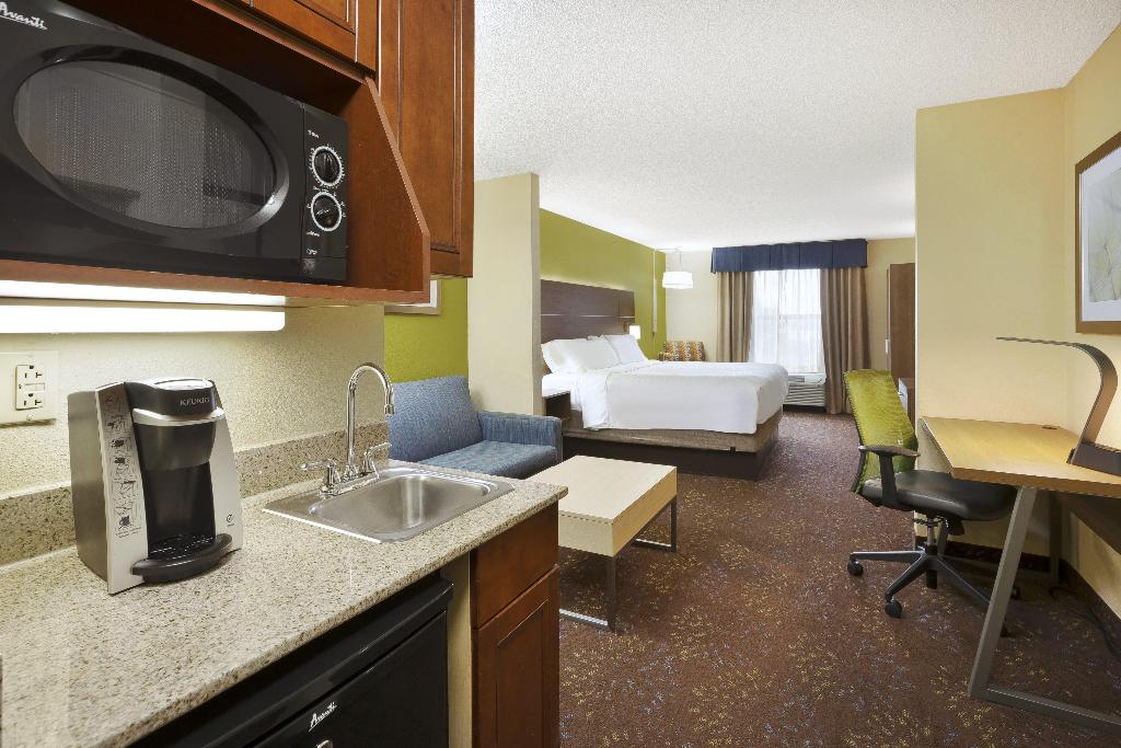 Holiday Inn Express & Suites Circleville